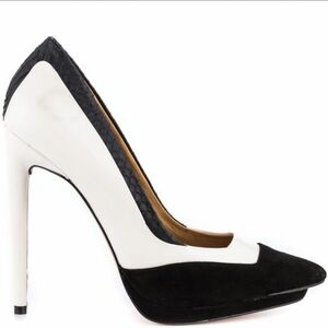 L.A.M.B. by Gwen Stefani Genuine Leather and Suede  Heels sz 8